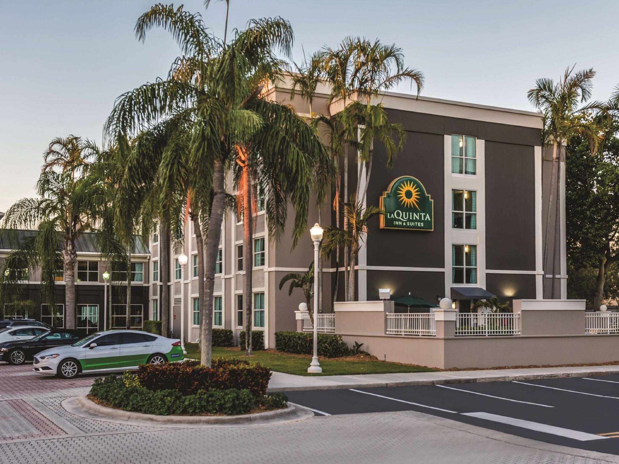 Hotel La Quinta By Wyndham Plantation At Sw 6Th St Exterior foto